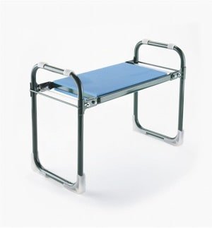 weeding the garden folding kneeler stool